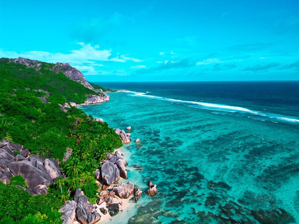 Seychelles Series: The Ultimate Guide to La Digue